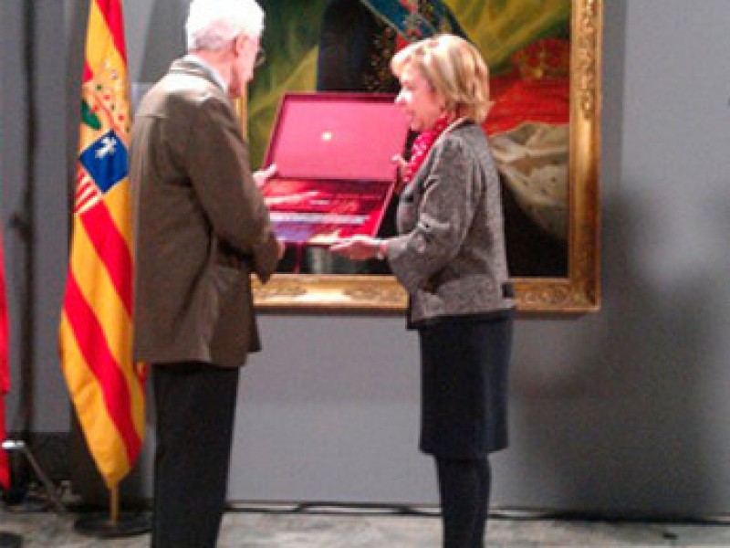 El pintor Juan José Vera Ayuso recibe el Premio Aragón Goya 2011. Heraldo de Aragón